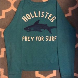 Hollister sweatshirt LIKE NEW!!